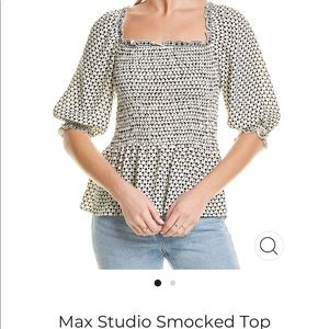 Max Studio Cute Smocked Top✨ NWOT